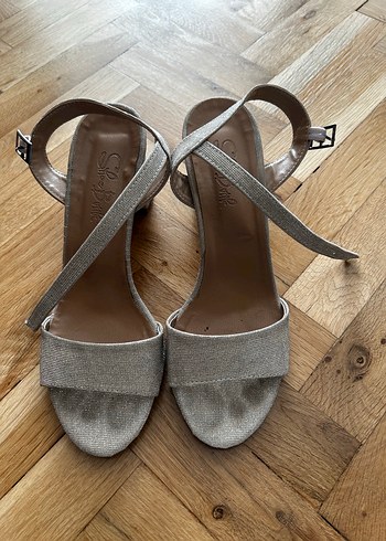 Bej simli deri Dolgu Topuklu Kadın Abiye Ayakkabı - Görsel 2