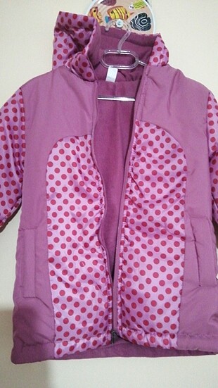 8 Yaş Beden 8 9 yaş kız çocuğu pembe puantiyeli mont 