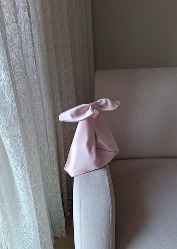Zara Pembe Fiyonklu Abiye El Çantası