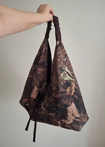 Çift Taraflı Üçgen Çanta ##elemeği - Görsel 7