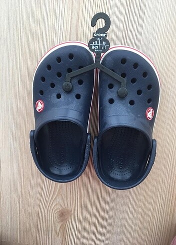 Orjinal crocs marka terlik