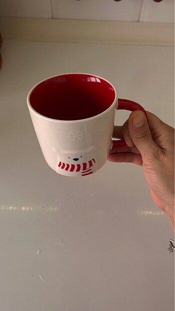  Beden kırmızı Renk Starbucks