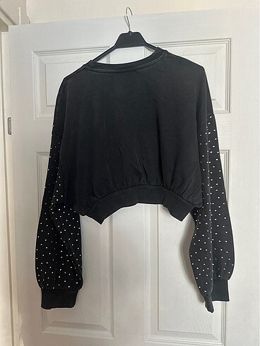 m Beden siyah Renk Orjinal zara taşlı crop sweat