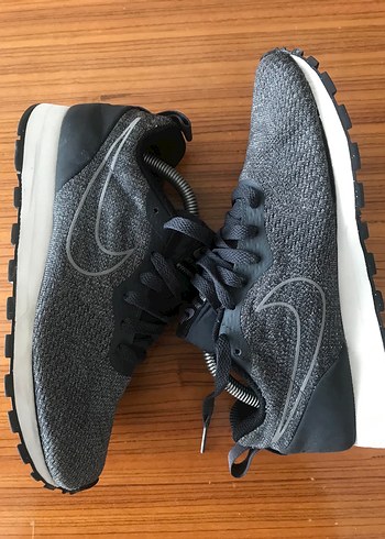 Nike Gri Kadın Spor Ayakkabı - Görsel 2