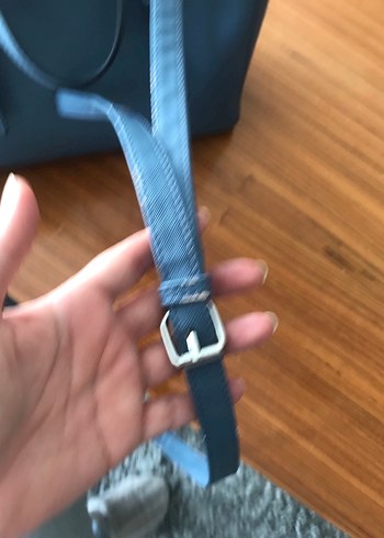 Stradivarius mavi çanta - Görsel 8