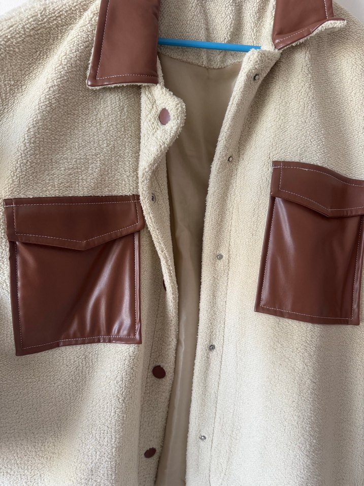 Kahverengi Deri Detaylı Kadın Kısa Mont - Görsel 4
