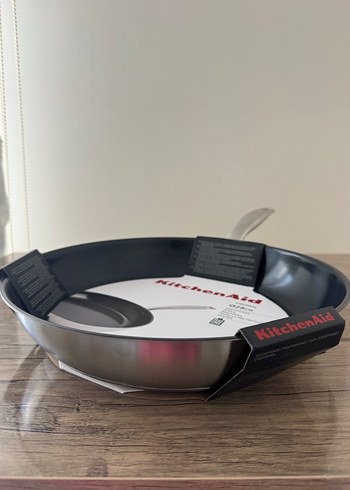 KitchenAid Siyah Tava 28 cm - Görsel 2