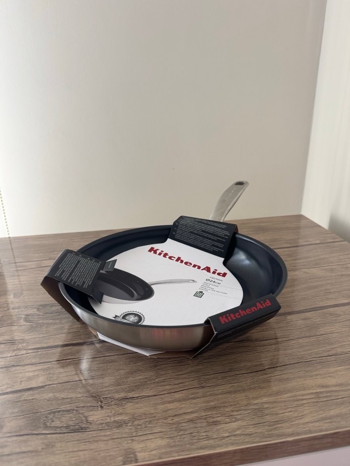 KitchenAid Siyah Tava 24 cm - Görsel 2