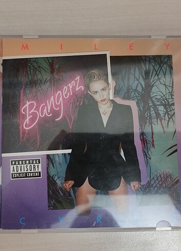  Bangerz ve Younger Now