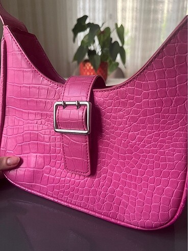 Bershka pembe çanta