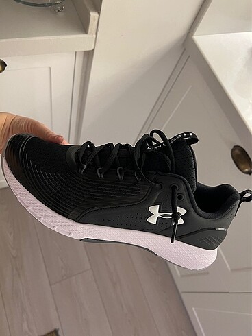 Under armour spor ayakkabı