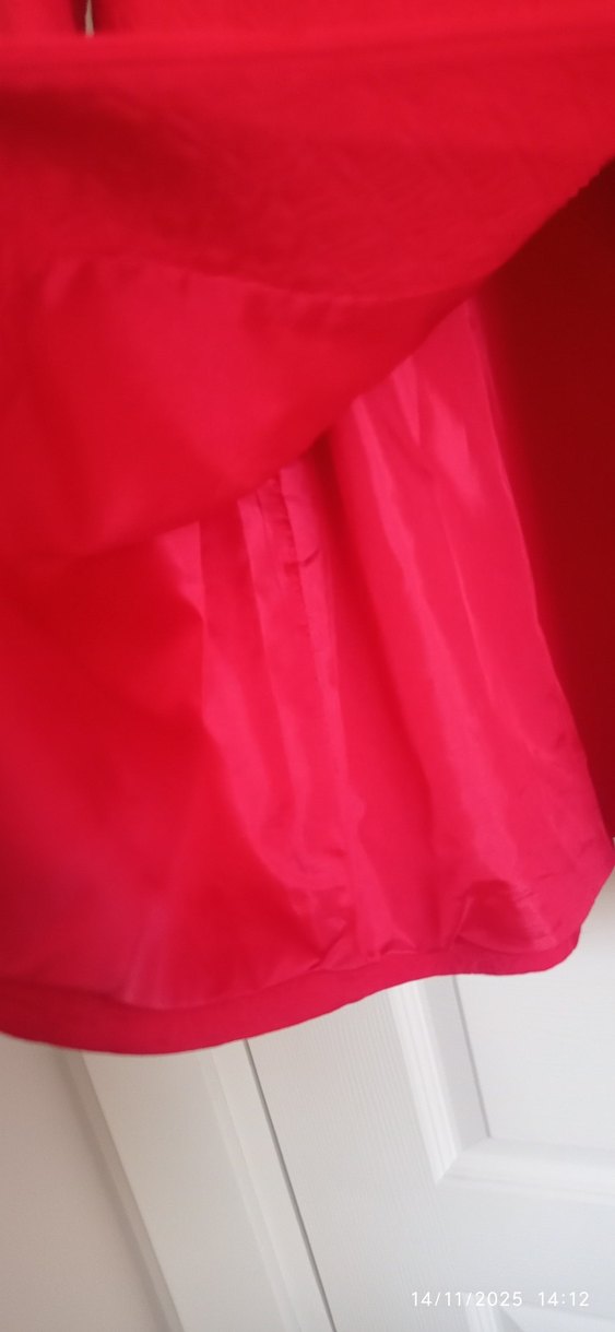 Düğmeli Kırmızı ekol ceket - Görsel 4