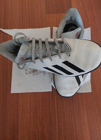 Adidas hali saha ayakkabısı