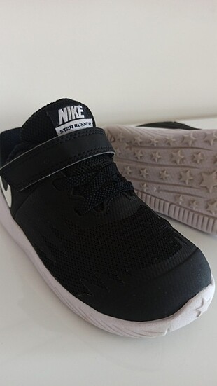 25 Beden siyah Renk Nike Spor Ayakkabı