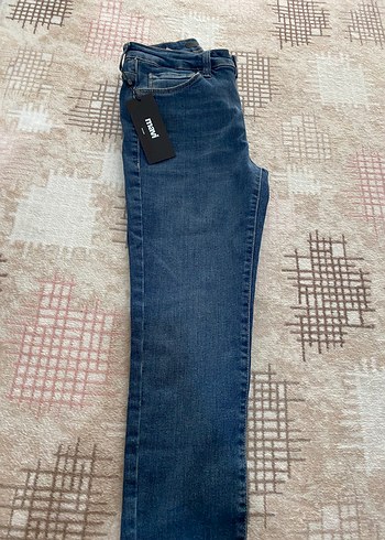 Kadın Mavi Denim Bel Detaylı Jean