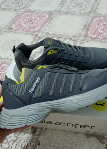 42 Beden gri Renk Gri Yılan Desenli Bağcıklı Erkek Spor Ayakkabı
