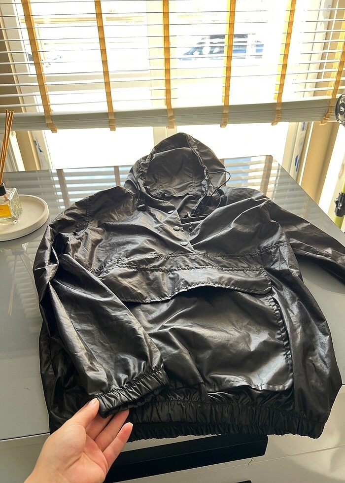 Zara yağmurluk - Görsel 3