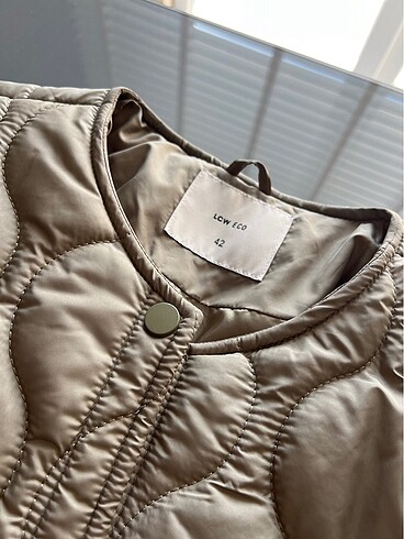 Şişme mont - Görsel 6