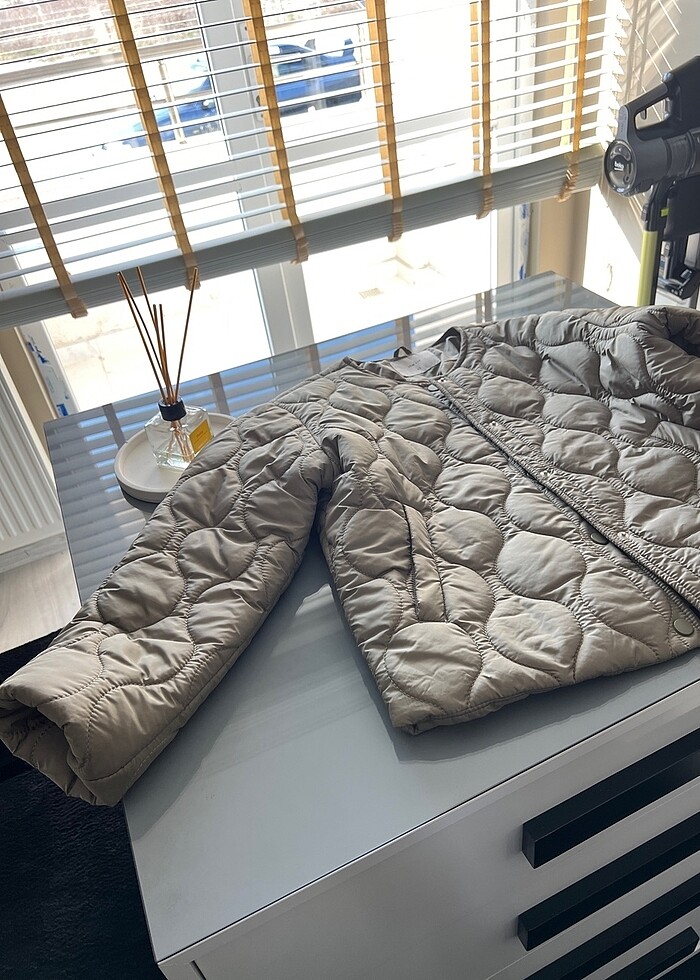 Şişme mont - Görsel 4