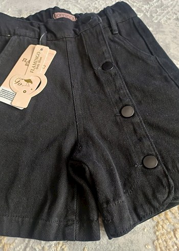 Kız Siyah Düğmeli Denim Şort - Görsel 2