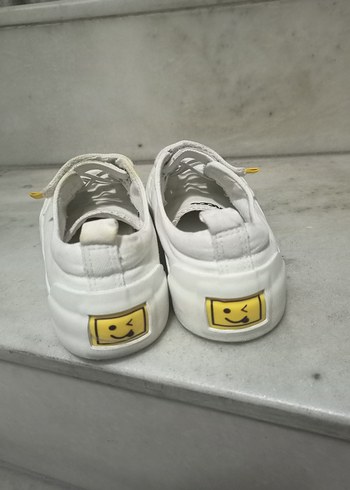 Beyaz Kadın Spor Ayakkabı Velcro Detaylı - Görsel 3