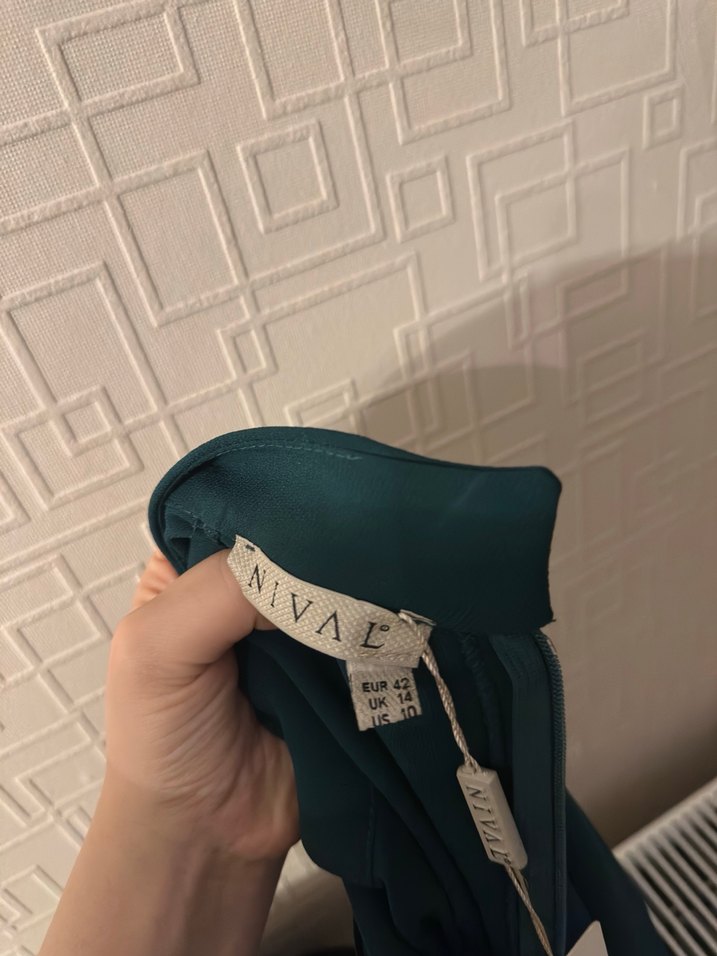 Koyu Yeşil Drapeli Tesettür Abiye - Görsel 2