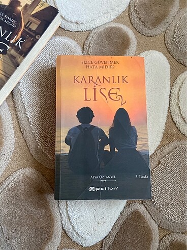 Karanlık lise 2 alya öztanyel