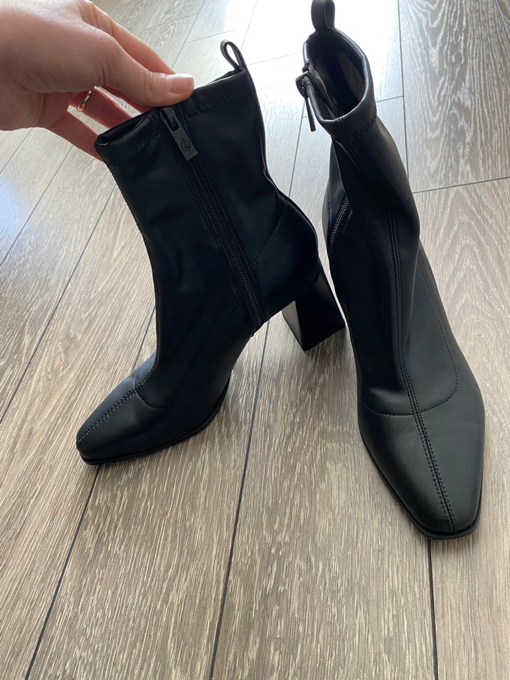 Siyah Deri Kadın Topuklu Bot - Görsel 2