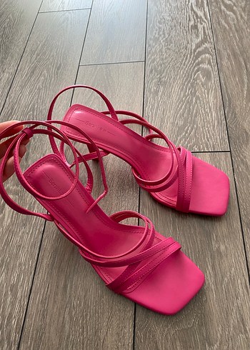 Pembe Stiletto Topuklu Kadın Sandalet - Görsel 2