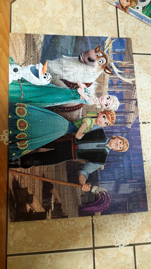 Disney Frozen 200 Parça Çocuk Puzzle - Görsel 2