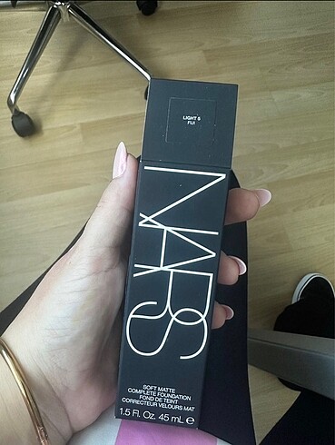 Nars Nars Soft Matte fondöten