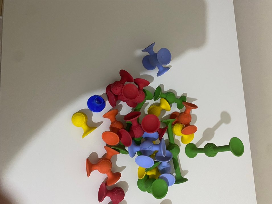 Renkli Plastik vantuz oyuncak - Görsel 3