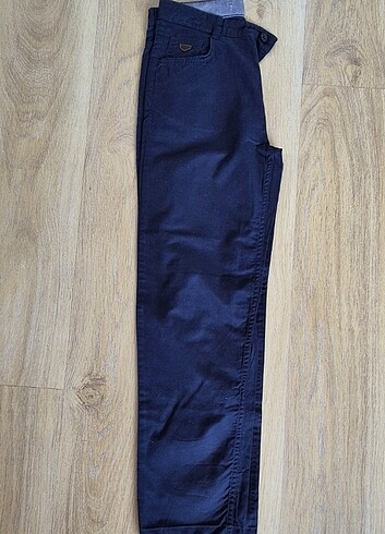 12-13 Yaş Beden Lcw lacivert pantalon 12-13 yaş