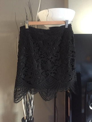 Vero Moda Güpürlü etek