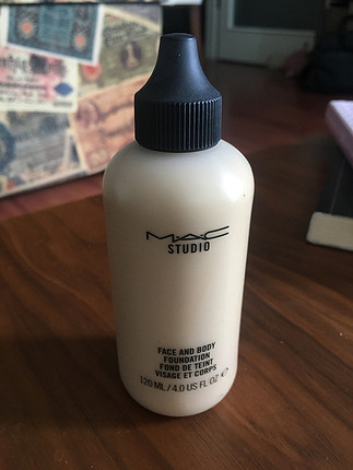 MAC Mac fondöten