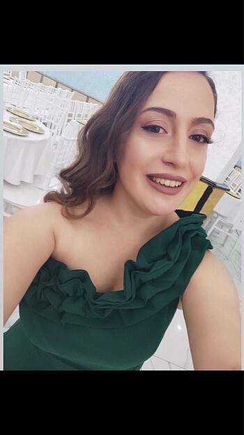 Trendyolmilla yeşil abiye