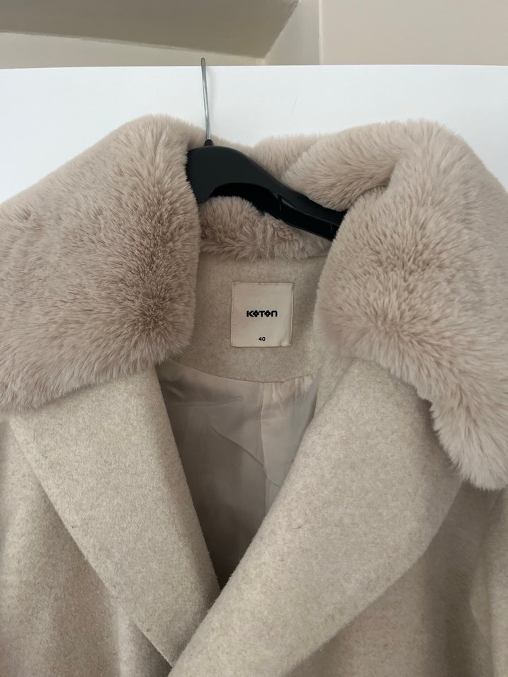 Bej Kadın Uzun Kürklü koton kaban - Görsel 4