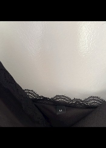 Dantel Detaylı Siyah V Yaka Büstiyer - Görsel 3