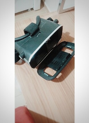 VR sanal gerçeklik gözlüğü