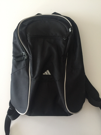 Soyah adidas sirt cantasi