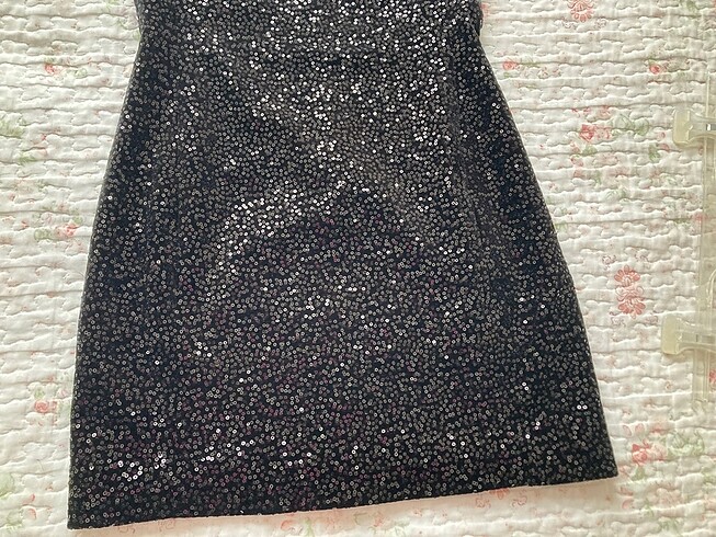 xs Beden Zara payetli elbise