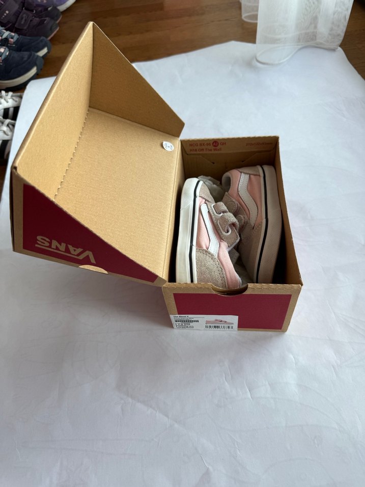 Vans Kız Çocuk Pembe Cırt Cırtlı Spor Ayakkabı 24 numara - Görsel 5