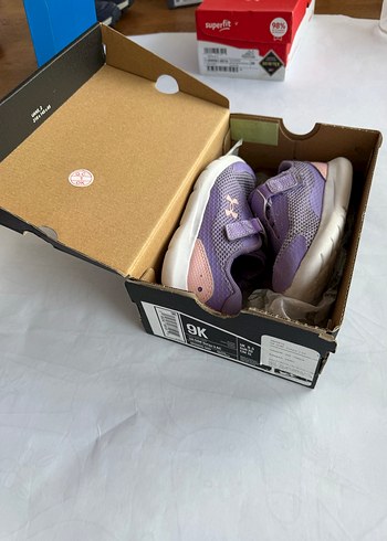 Under armour Kız Çocuk Mor Cırt Cırtlı Spor Ayakkabı 26 numara - Görsel 6