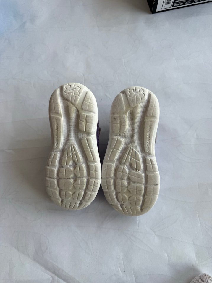 Under armour Kız Çocuk Mor Cırt Cırtlı Spor Ayakkabı 26 numara - Görsel 4