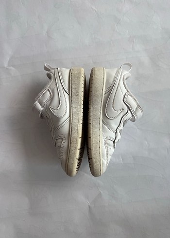 Nike Beyaz Çocuk Spor Ayakkabı 26 numara - Görsel 2