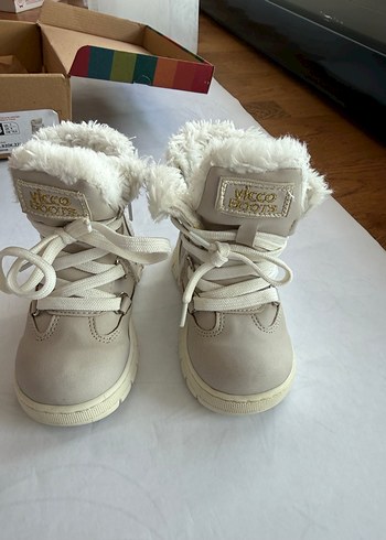 Vicco Kız Çocuk Bej Kürklü Bot 23 numara - Görsel 3