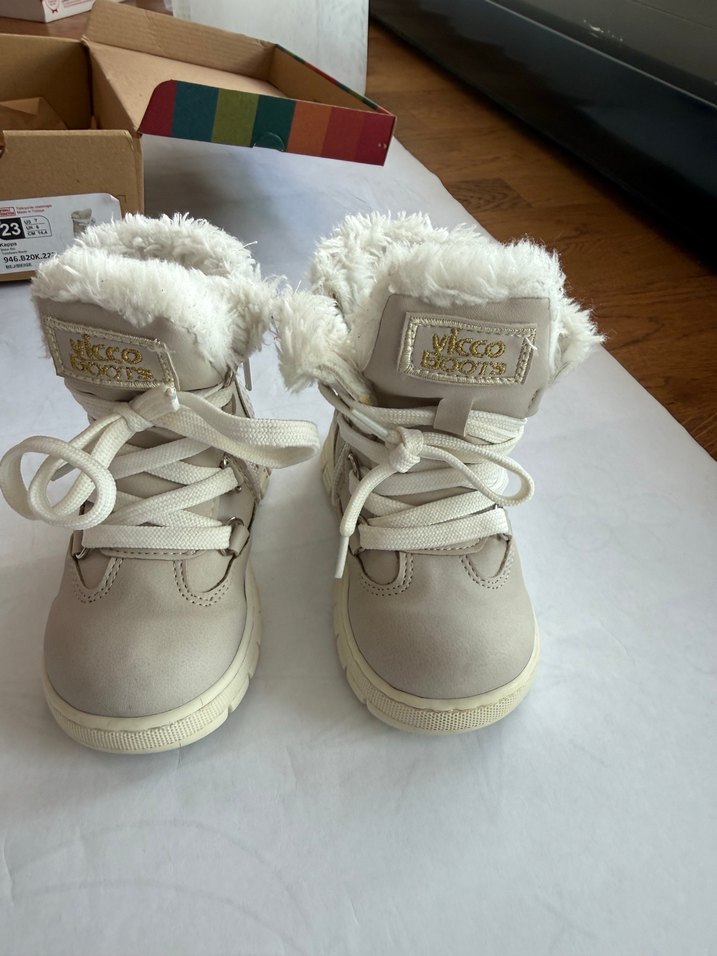 Vicco Kız Çocuk Bej Kürklü Bot 23 numara - Görsel 3