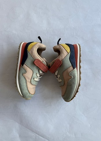 H&M 24 numara spor ayakkabı - Görsel 3