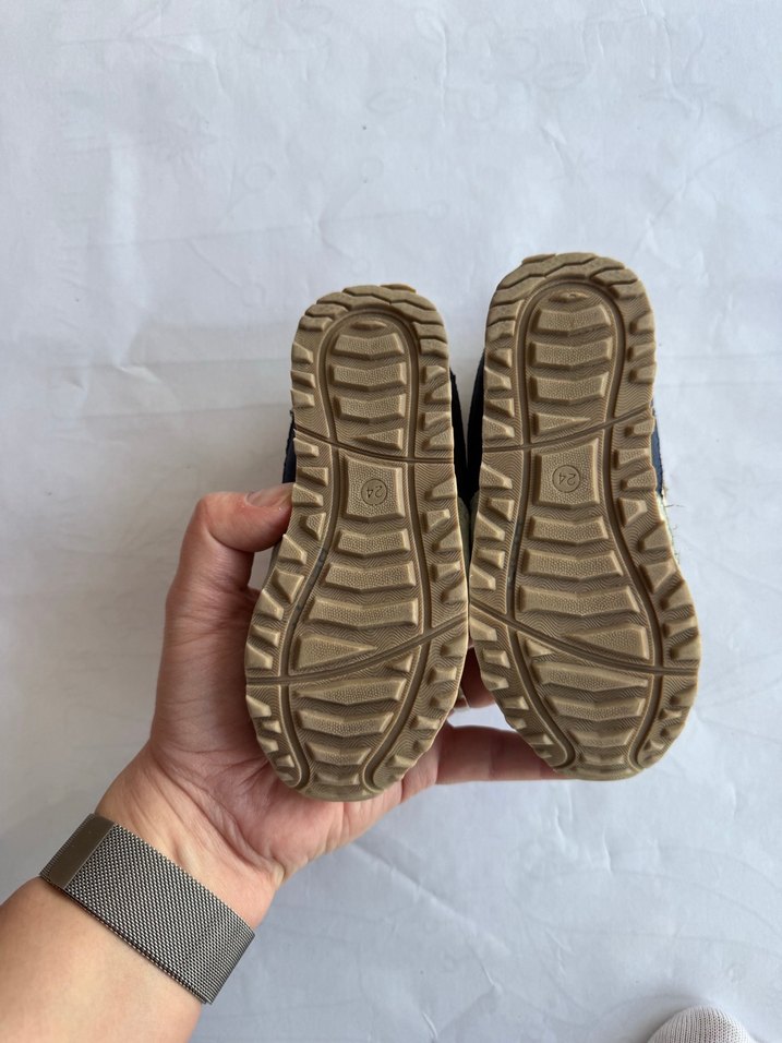 H&M 24 numara spor ayakkabı - Görsel 4