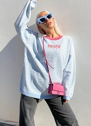 Zara Ragged nakışlı sweatshirt